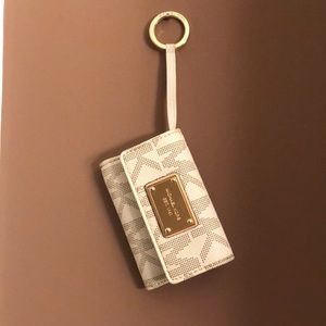 Michael Kors keychain wallet